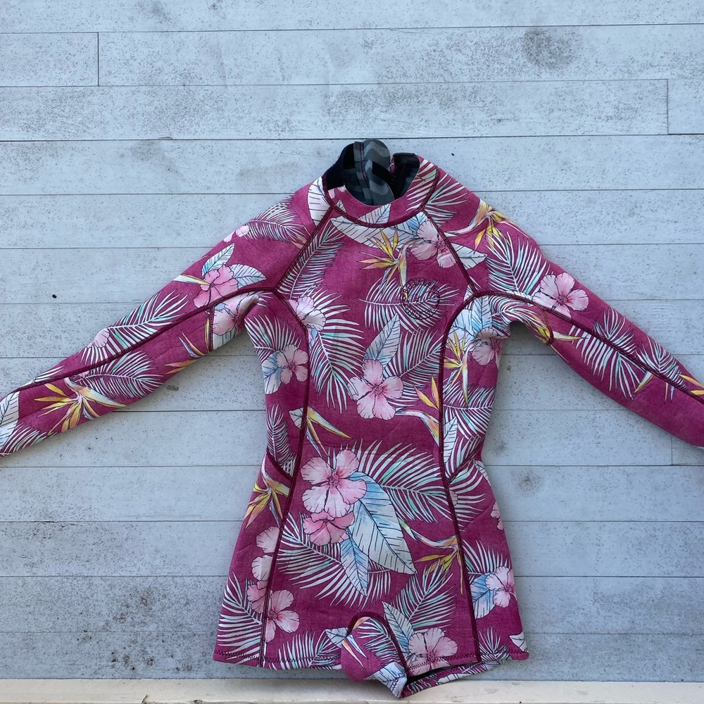 Billabong Spring suit